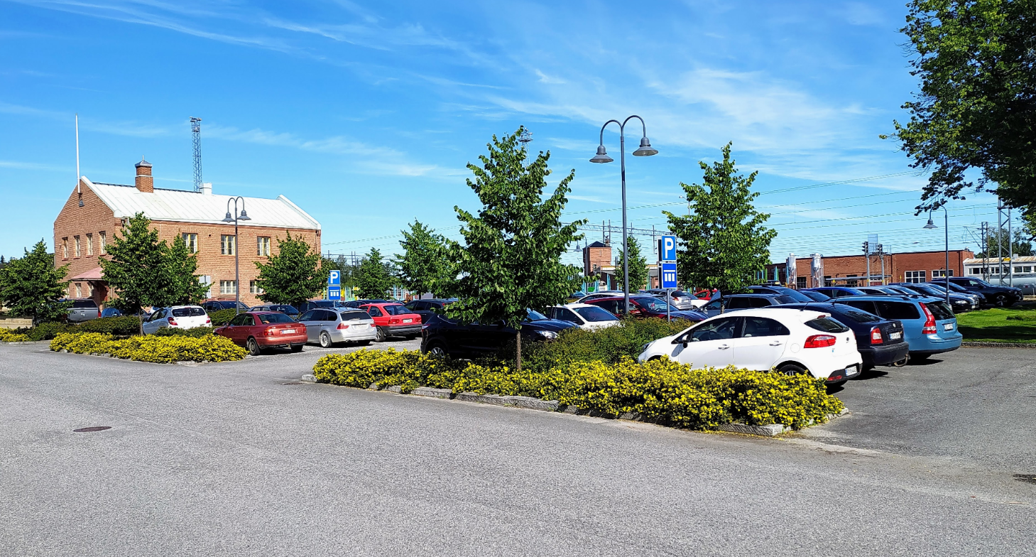 Iisalmi Station Parking